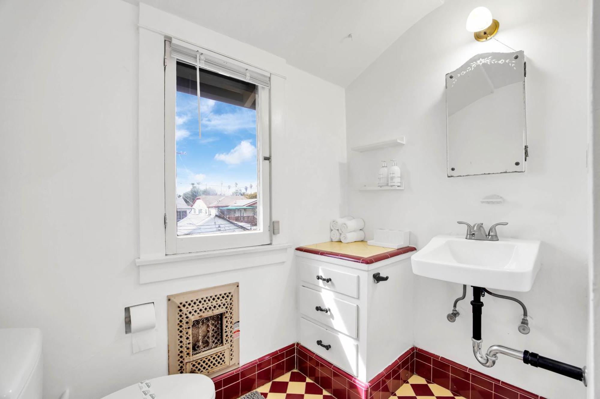 Classic Near Downtown & Hollywood Holiday home Los Angeles
