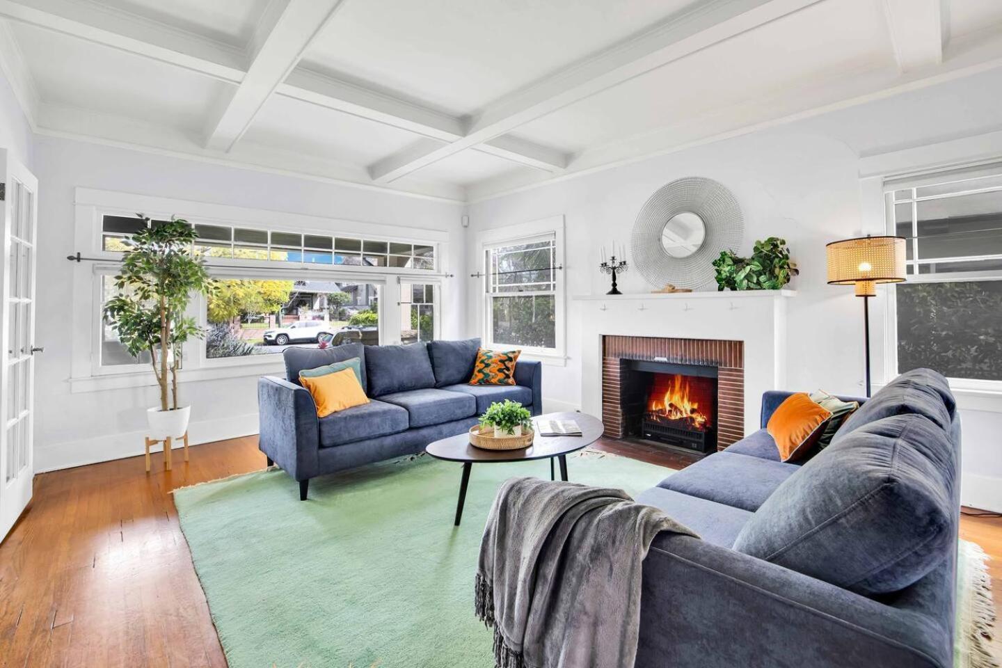 Holiday home Classic Near Downtown & Hollywood *